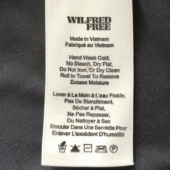 Wilfred, Free, Long Sleeve, Black, Velvet, Crop Top, Size S, Good Condition - Picture 8 of 8